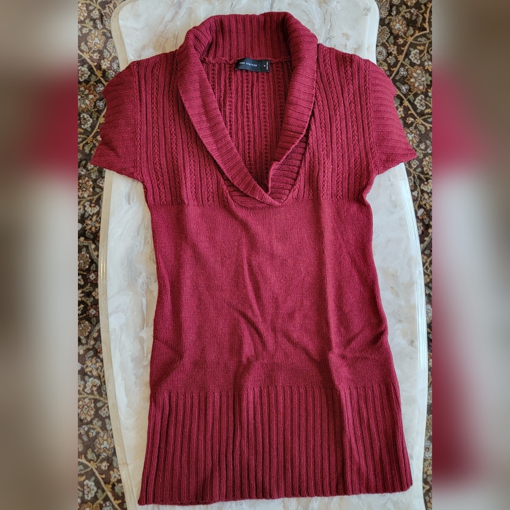 The limited red short sleeve sweater